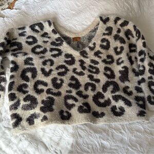 POL Oversized Sweater Womens Size M Black White Leopard Chunky Cropped
